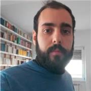 Insegnante di lettere offre lezioni di greco, latino, italiano